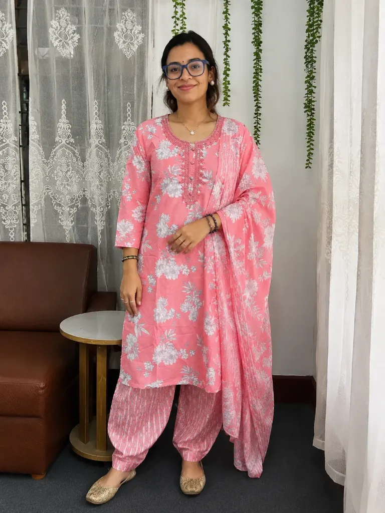 Straight kutha set A01 100% cotton fabric.